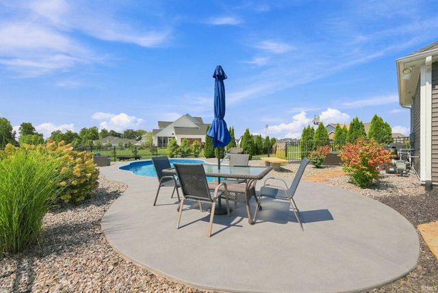 5990 Menza Drive, Auburn, IN 46706
