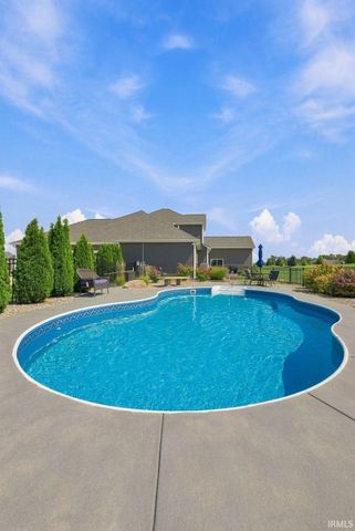 5990 Menza Drive, Auburn, IN 46706