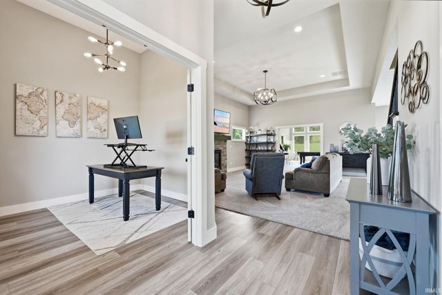 5990 Menza Drive, Auburn, IN 46706