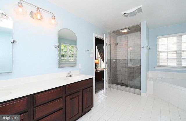 107 REDSTONE DR, Warrington, PA 18976