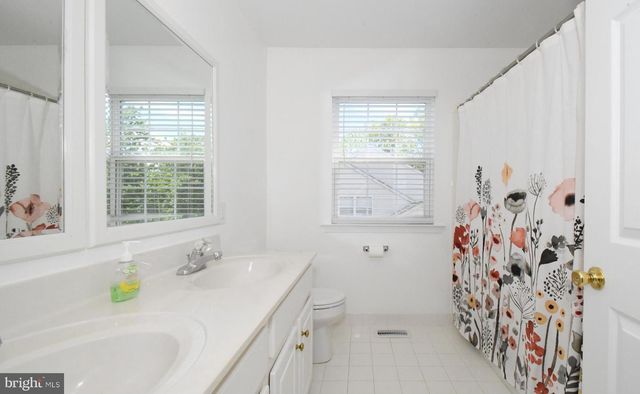 107 REDSTONE DR, Warrington, PA 18976