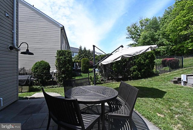 107 REDSTONE DR, Warrington, PA 18976