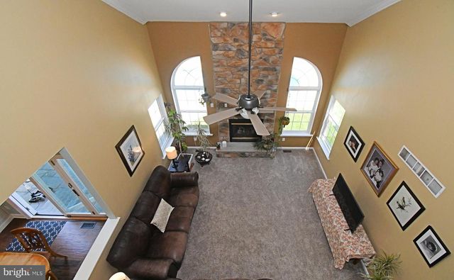 107 REDSTONE DR, Warrington, PA 18976