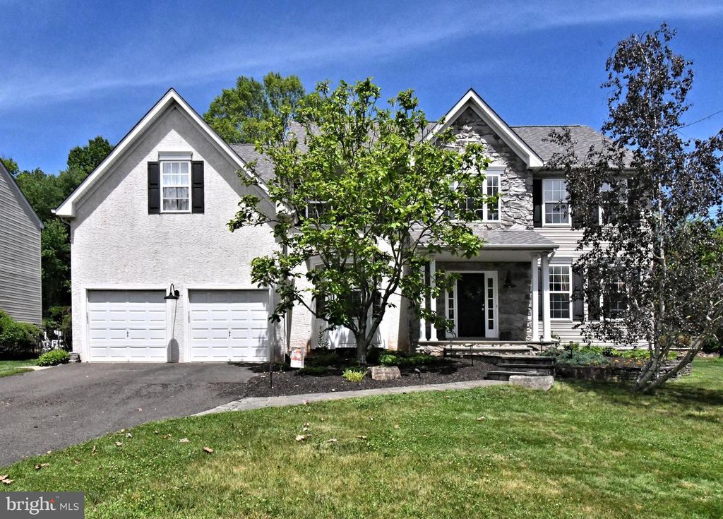 107 REDSTONE DR, Warrington, PA 18976
