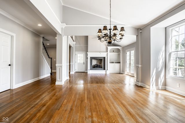 6976 Old Hunt Club Road, Zionsville, IN 46077
