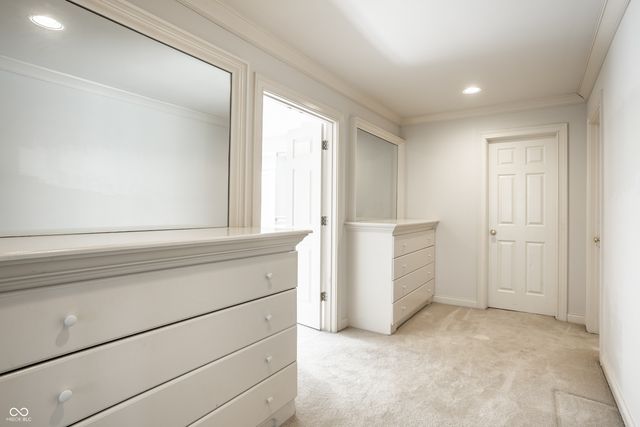 6976 Old Hunt Club Road, Zionsville, IN 46077