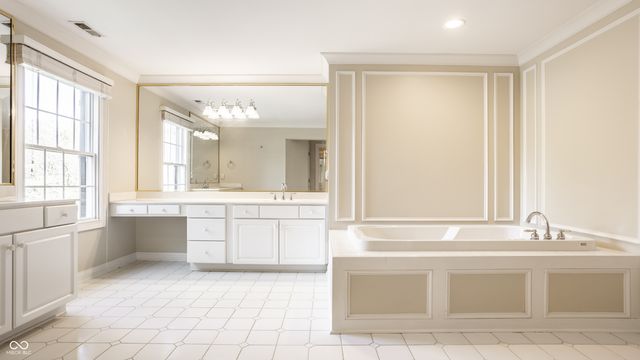 6976 Old Hunt Club Road, Zionsville, IN 46077
