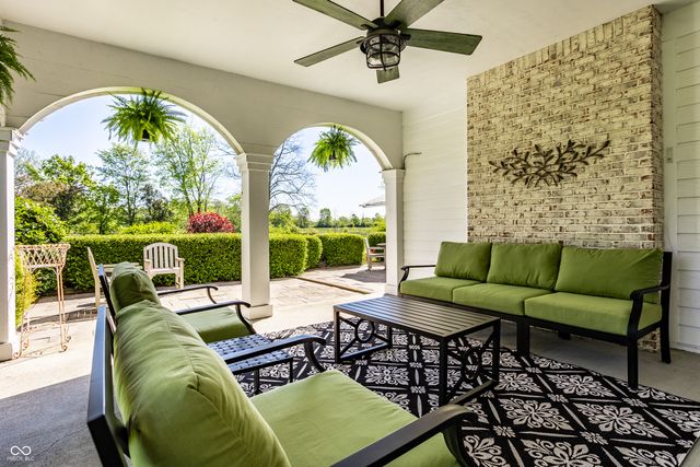 6976 Old Hunt Club Road, Zionsville, IN 46077