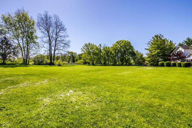 6976 Old Hunt Club Road, Zionsville, IN 46077