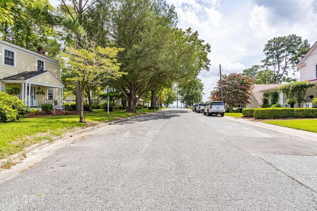 212 S Main Street, Bath, NC 27808