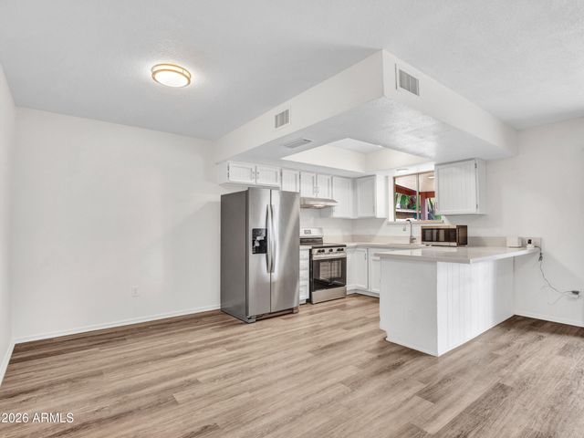 1842 E GROVE Circle, Mesa, AZ 85204