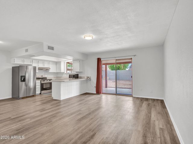 1842 E GROVE Circle, Mesa, AZ 85204