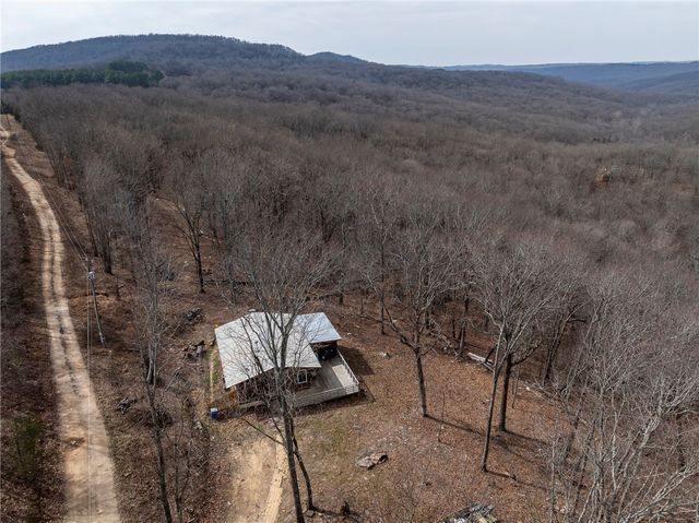 14206 Sugar Mountain Road, West Fork, AR 72774