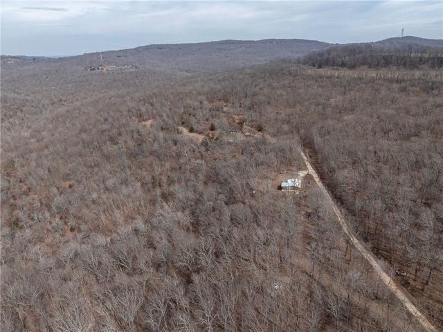 14206 Sugar Mountain Road, West Fork, AR 72774