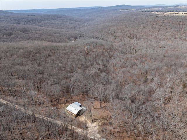 14206 Sugar Mountain Road, West Fork, AR 72774