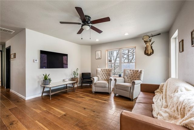 14206 Sugar Mountain Road, West Fork, AR 72774