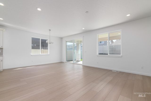 14879 Brown Pelican St, Caldwell, ID 83607