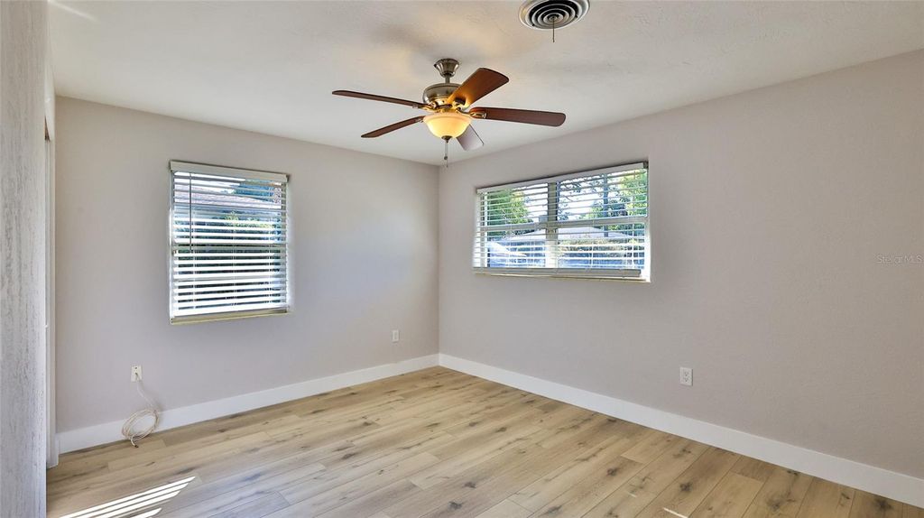 Image 16 of property listing at 11 SWAN AVENUE, New Smyrna Beach, FL 32168