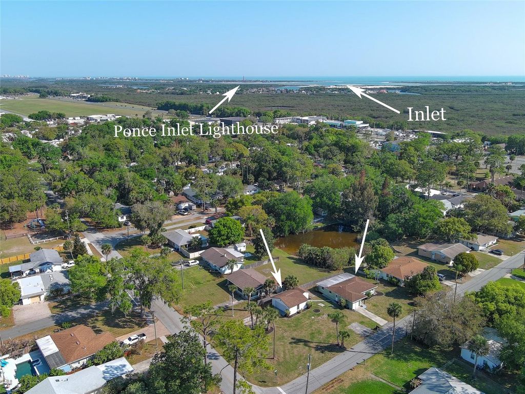 Image 42 of property listing at 11 SWAN AVENUE, New Smyrna Beach, FL 32168