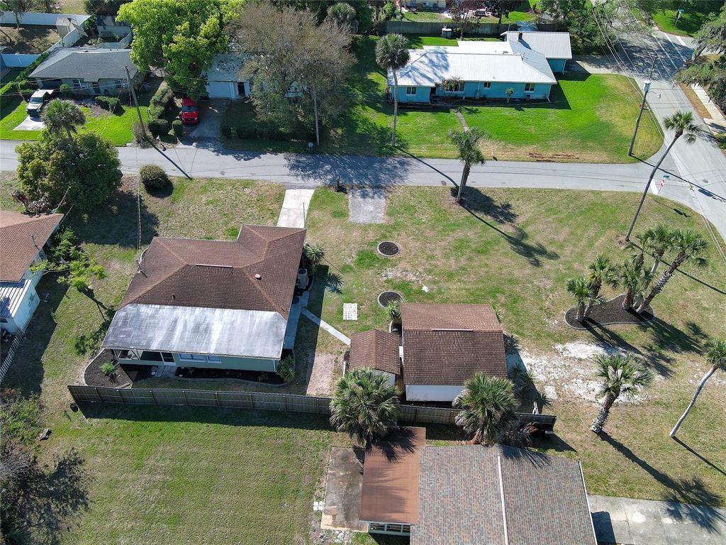 Image 45 of property listing at 11 SWAN AVENUE, New Smyrna Beach, FL 32168