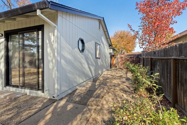 2623 Marvin Trail, Redding, CA 96001