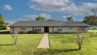 449 W Murchison Street, Frankston, TX 75763