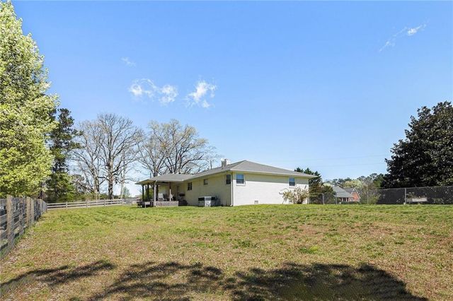678 Hill City Road NW, Sugar Valley, GA 30746