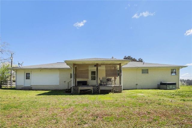 678 Hill City Road NW, Sugar Valley, GA 30746