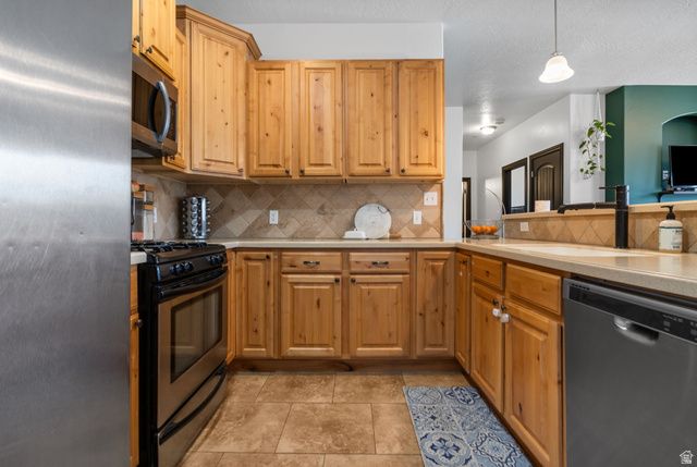 635 N 220 E, Salem, UT 84653