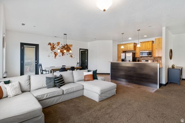 635 N 220 E, Salem, UT 84653