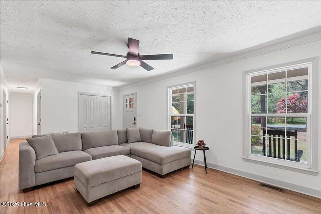 109 Grampian Way, Southern Pines, NC 28387