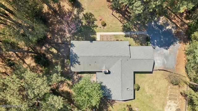 109 Grampian Way, Southern Pines, NC 28387