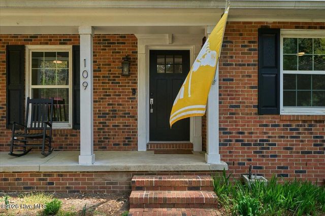 109 Grampian Way, Southern Pines, NC 28387