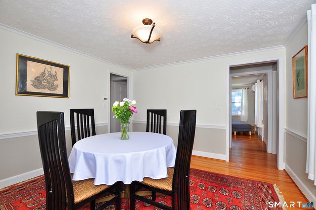 19 Fennbrook Road, West Hartford, CT 06119