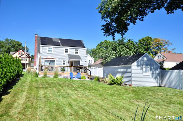 19 Fennbrook Road, West Hartford, CT 06119