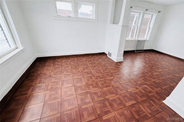 490 19th Street, Niagara Falls, NY 14303