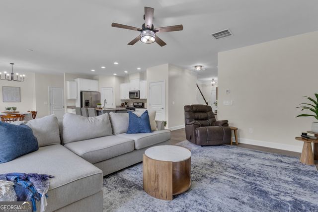 206 Roundwood Way, Peachtree City, GA 30269