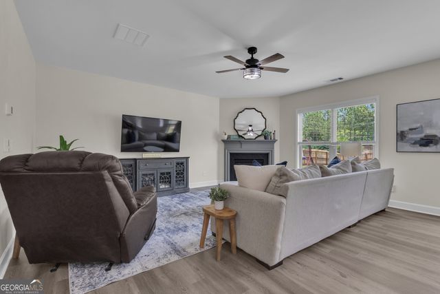 206 Roundwood Way, Peachtree City, GA 30269