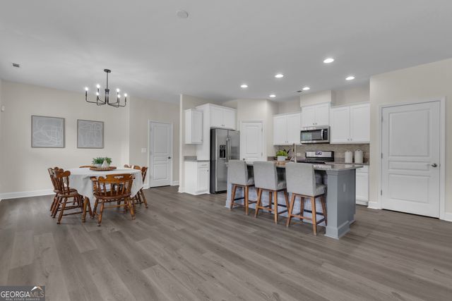 206 Roundwood Way, Peachtree City, GA 30269