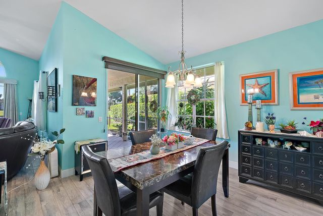 12960 Oak Knoll Drive, West Palm Beach, FL 33418