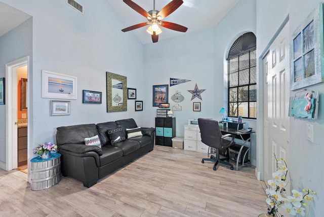 12960 Oak Knoll Drive, West Palm Beach, FL 33418