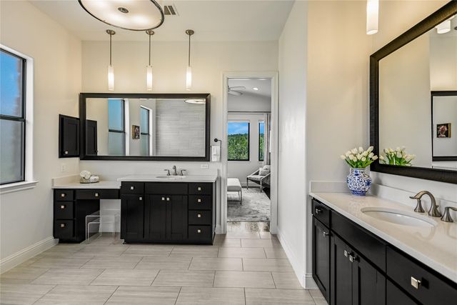 810 Crestone Stream DR, Austin, TX 78738