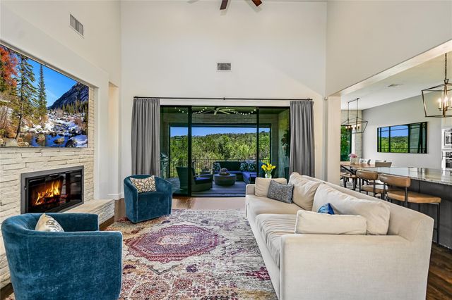 810 Crestone Stream DR, Austin, TX 78738