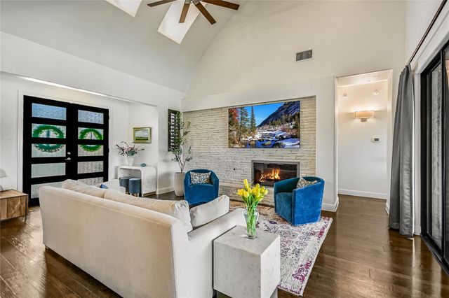 810 Crestone Stream DR, Austin, TX 78738