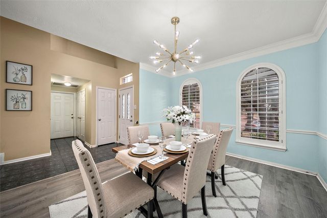 2402 Great Oaks Drive, Missouri City, TX 77459