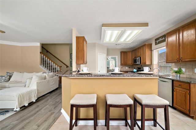 2402 Great Oaks Drive, Missouri City, TX 77459