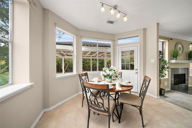 2402 Great Oaks Drive, Missouri City, TX 77459