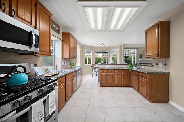 2402 Great Oaks Drive, Missouri City, TX 77459