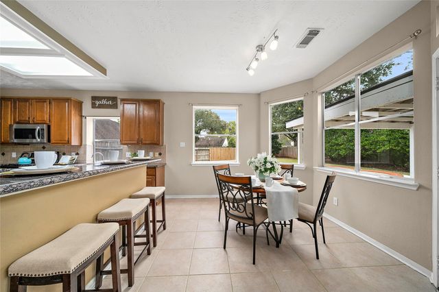 2402 Great Oaks Drive, Missouri City, TX 77459