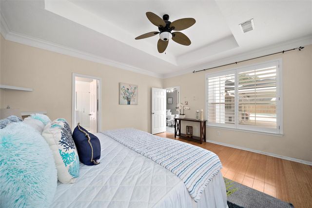 2402 Great Oaks Drive, Missouri City, TX 77459